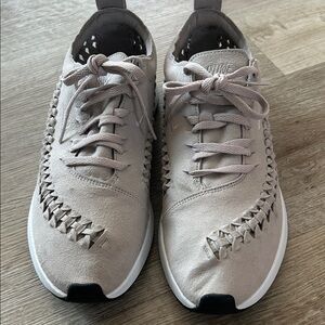 NWOT Nike Light Tan Woven Sneakers
